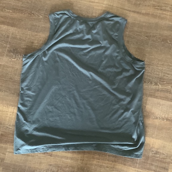 ATHLETA Smokey Green/Gray Vital Tank 2.0 - sz 1x - Picture 5 of 9